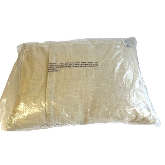 NWT Peking Handicraft Hook Pillow Holiday Christmas Theme Truck Tree Gorgeous! - Picture 2 of 8